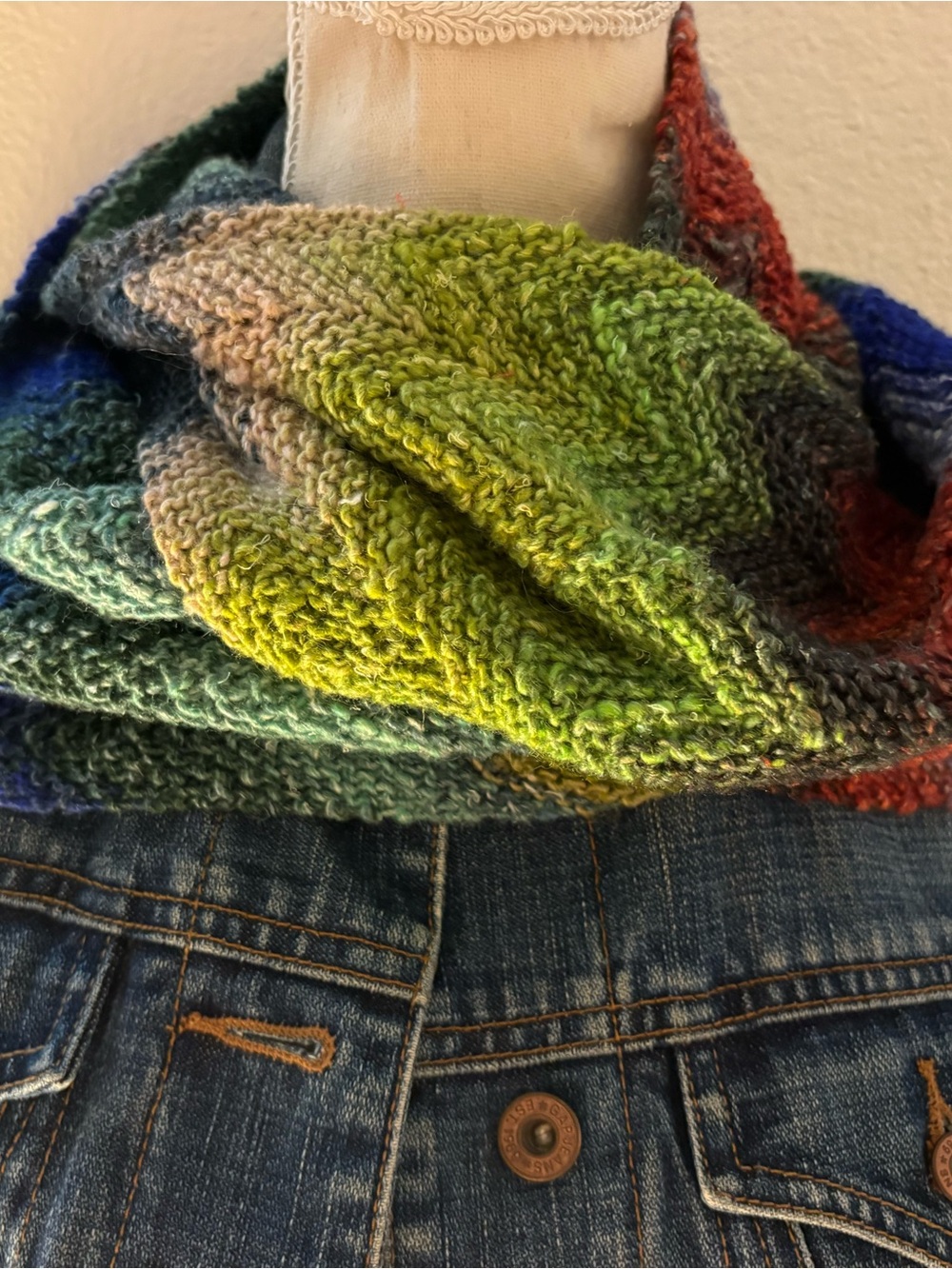 Handmade Zigzag Knit Scarf - Unisex Accessory - Picture 6 of 8